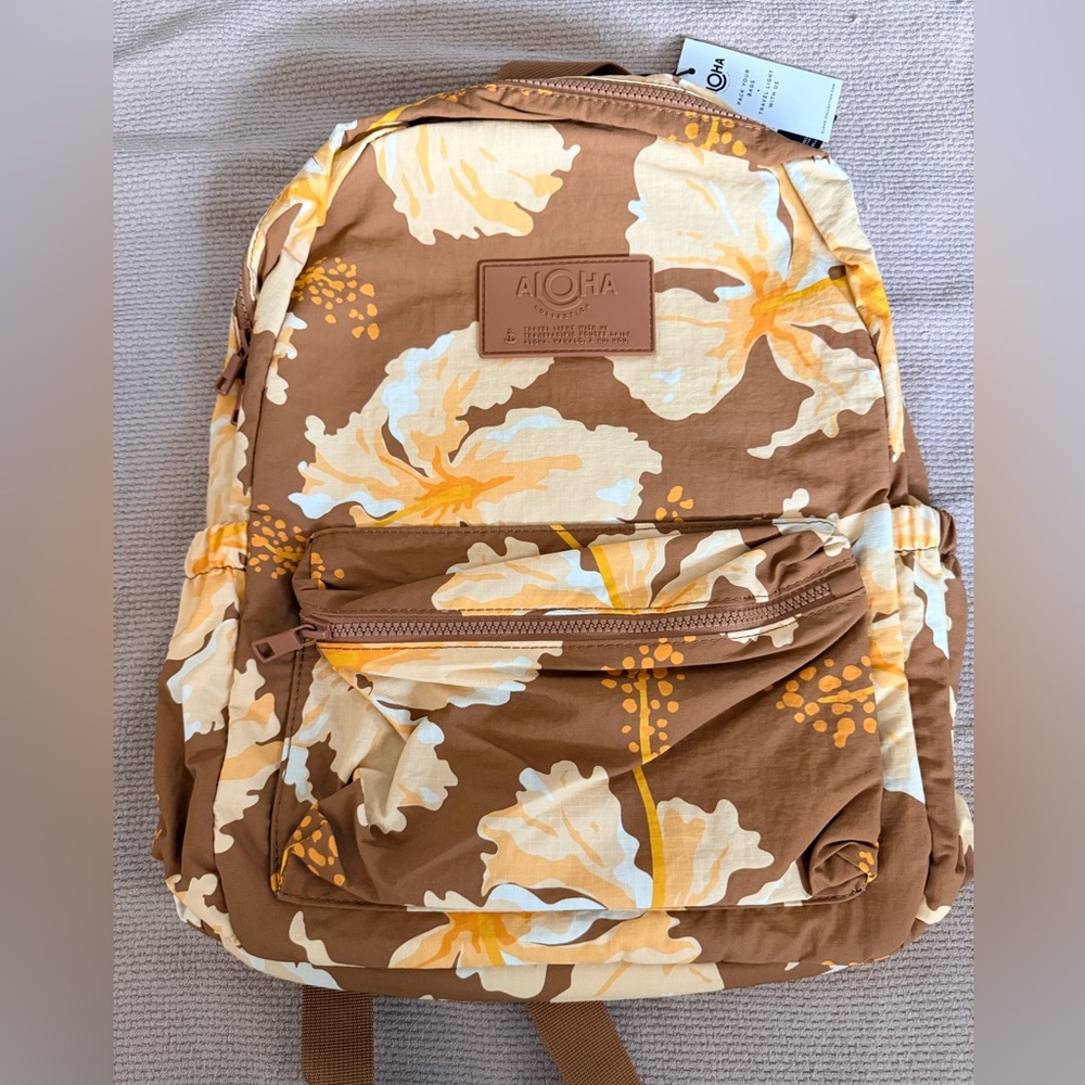 NWT ALOHA Collection Toffee Taha’a Hibiscus Backpack